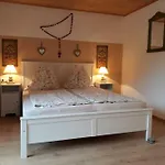 Auerhiasbauer Apartamento *